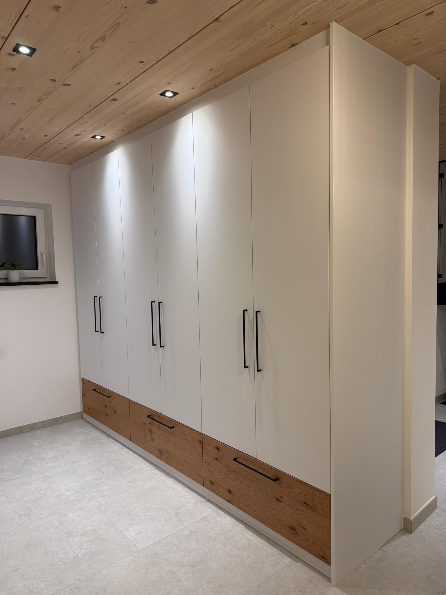 20251123 191209000 iOS 3